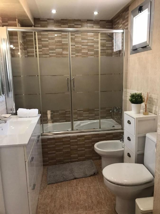 Apartamento Con Parking Gratis En El Centro, 2 Dormitorios Almería Dış mekan fotoğraf