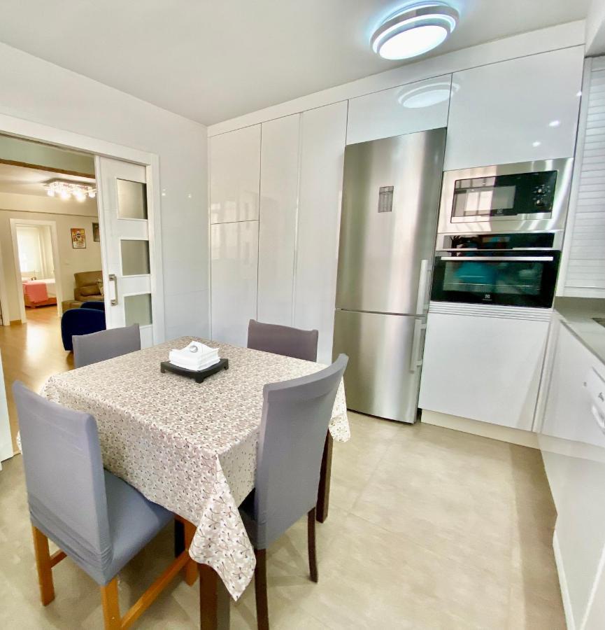 Apartamento Con Parking Gratis En El Centro, 2 Dormitorios Almería Dış mekan fotoğraf